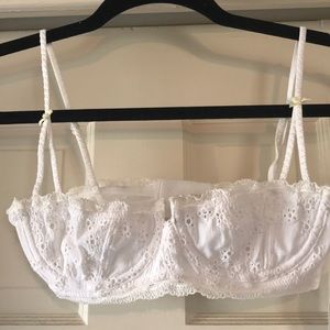 White lace Bra